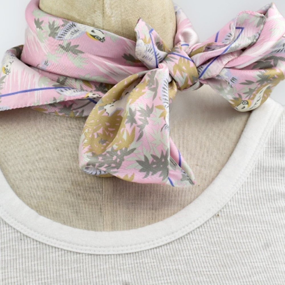 Vintage Pink Poly Japanese Influenced Scarf | Lovely Exotic Pattern | 30”x30" - Picture 2 of 5